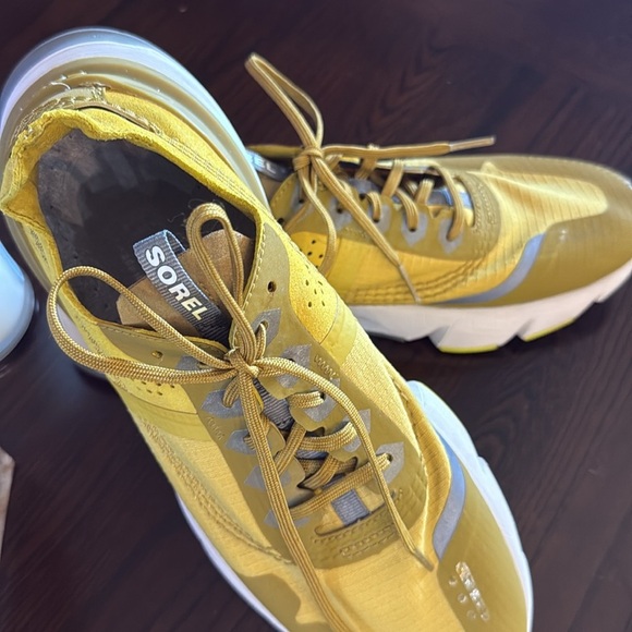 Sorel's Kinetic Rush Sneakers - Picture 2 of 6